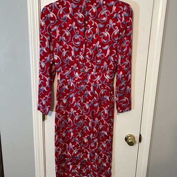 VINTAGE 100% Silk Dress ❤️ - Picture 6 of 7